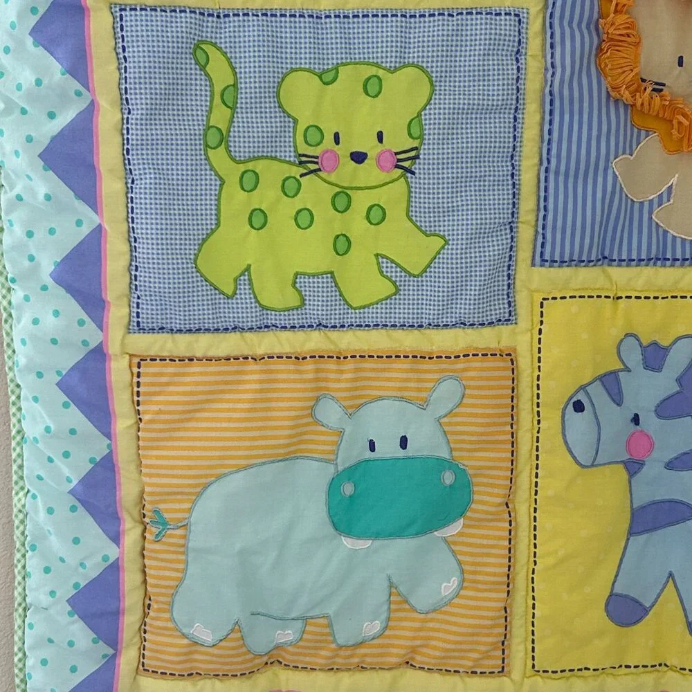 Small Wonders Quilt with Skirt Safari Zoo Animals Crib Baby Blanket 42x30 Inch